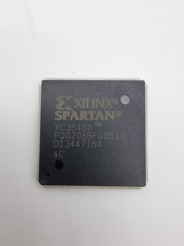 Xilinx spartan xc3s400 - 1x, neu